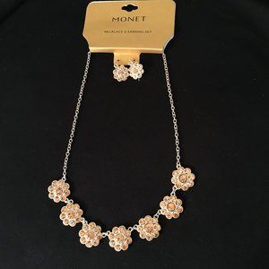 🎁 2PC Monet Flower Necklace and Earring Set